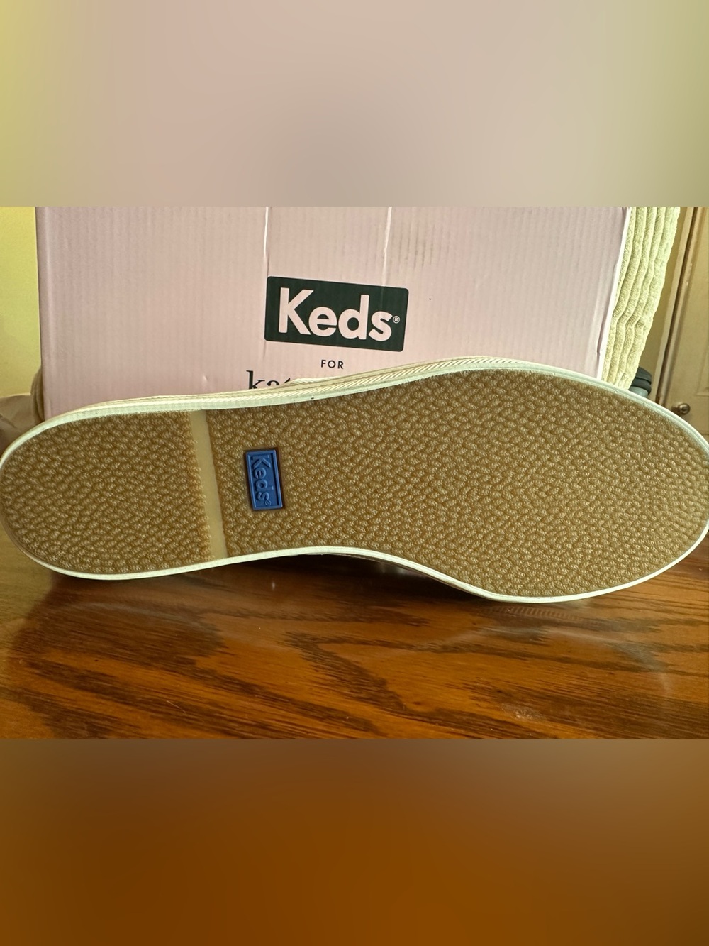 Keds x Kate Spade Triple Kick Glitter
Sneakers Cream Women's Size 8 - Picture 3 of 4